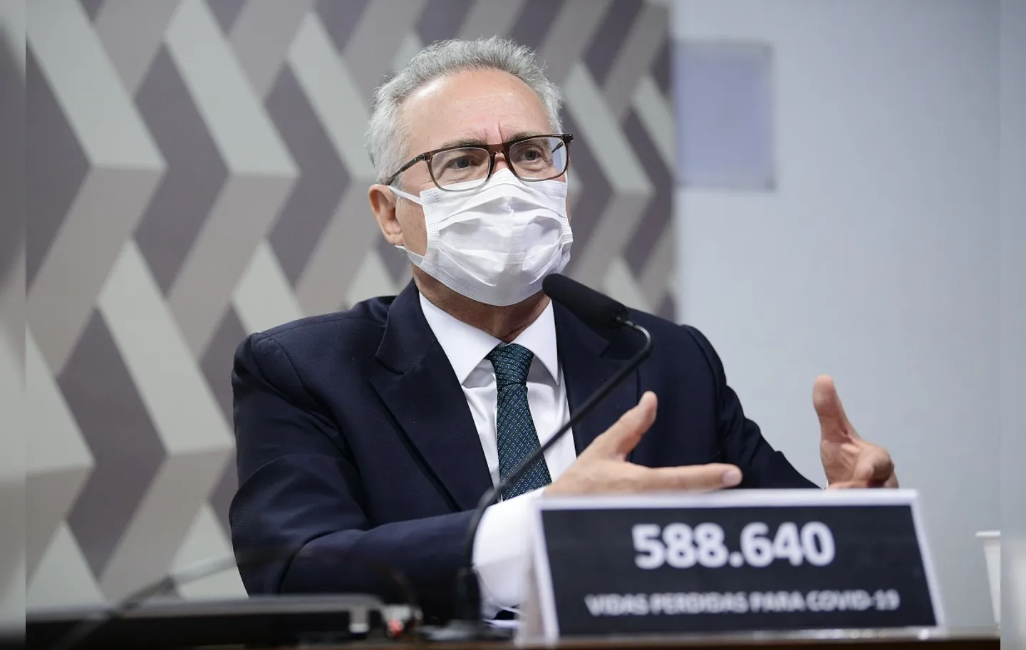Relator também vai sugerir aposentadoria por invalidez para quem ficou com sequelas graves da doença | Foto: Pedro França | Agência Senado