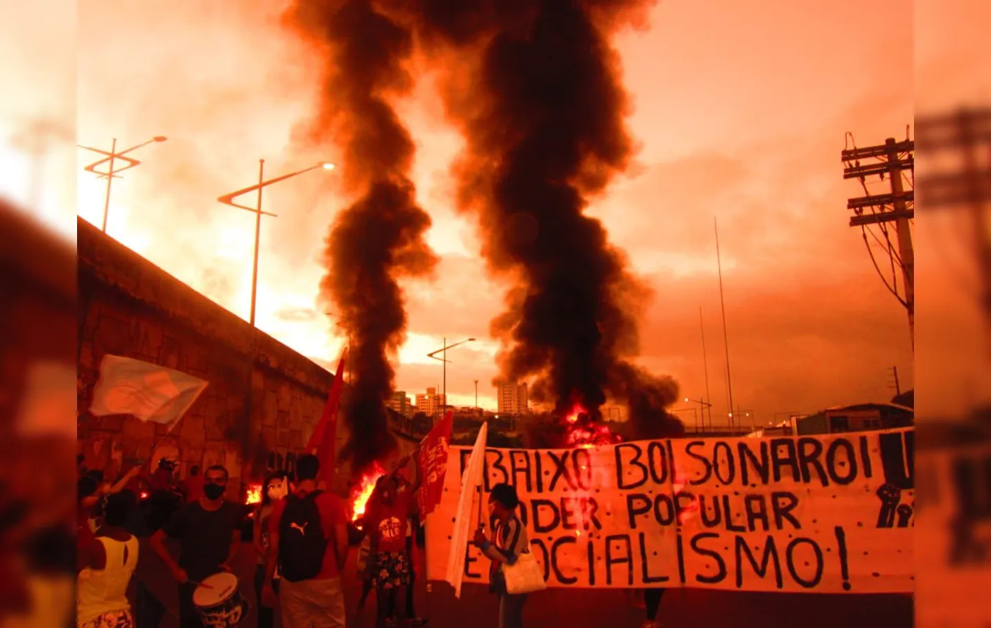 O protesto foi organizado por grupo sociais da capital baiana | Foto: Divulgação | MLB