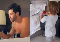 Gusttavo Lima é acordado com surpresa de aniversário pelos filhos