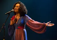 Do virtual para o ao vivo: ‘Rainha das Lives’ volta aos palcos