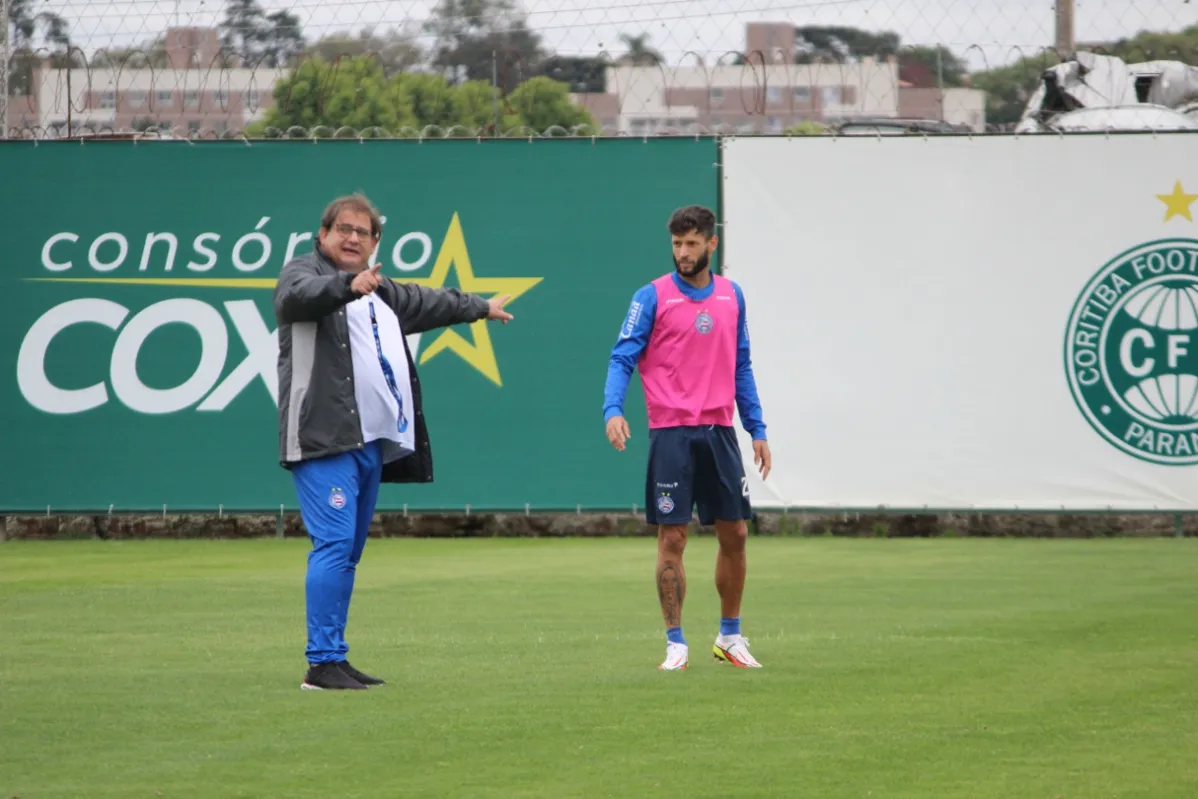 Em dois dias de treino, Guto tem tentado fazer ajustes | Foto: Vitor Tamar | EC Bahia