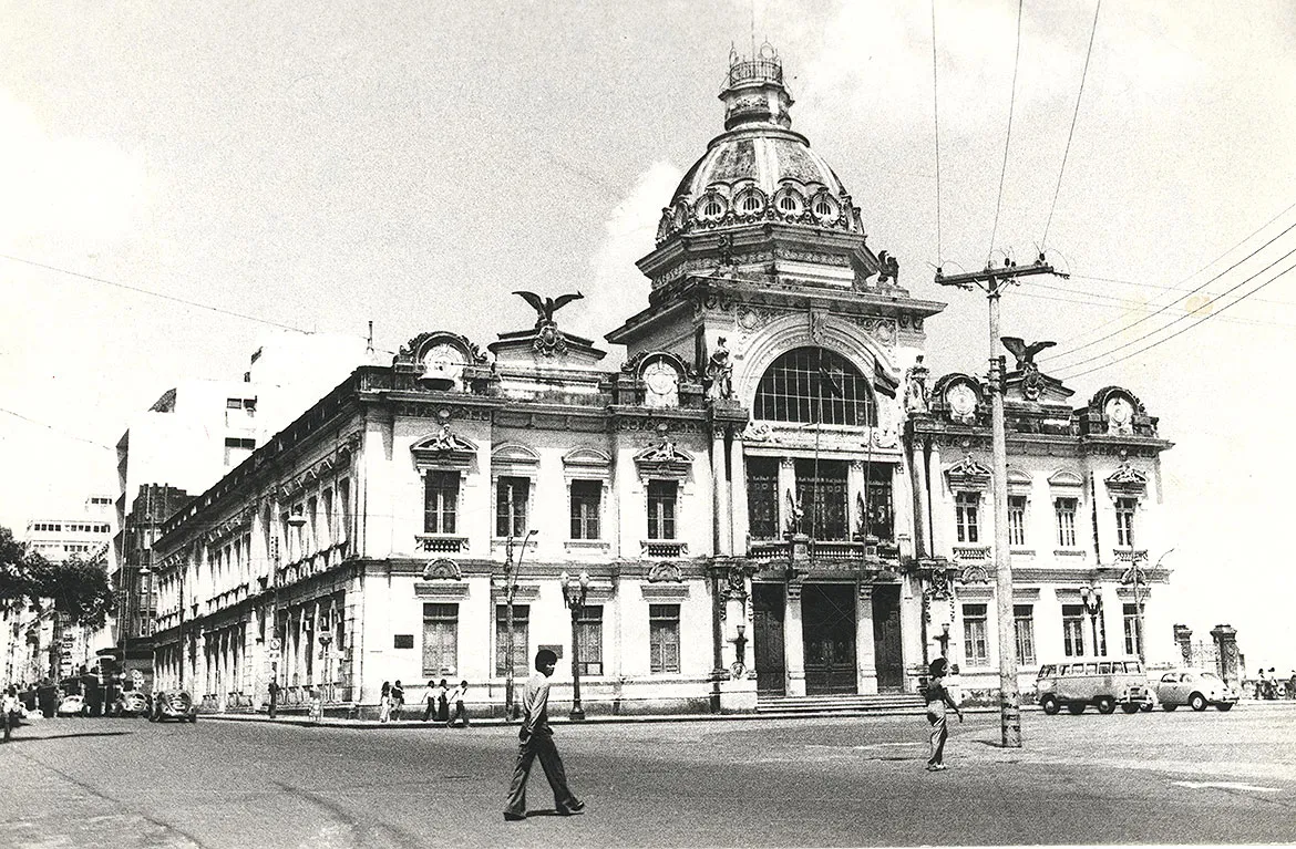 O imponente Palácio Rio Branco foi sede do governo da Bahia | Foto: Cedoc A TARDE |18.11.1984