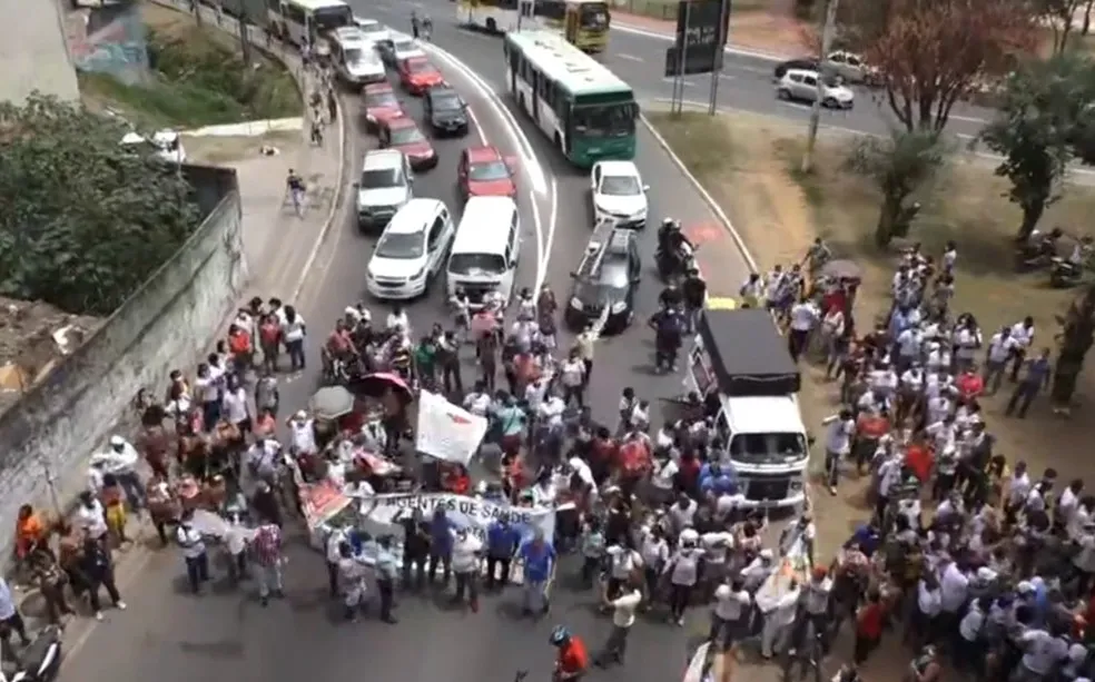 Essa não é a primeira manifestação dos agentes de saúde, que pedem reajuste salarial | Foto: Reprodução | TV Bahia