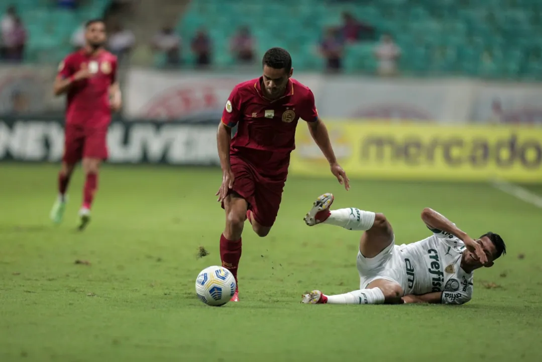 O Esquadrão de Aço criou as melhores chances do confronto, mas parou na noite inspirada do goleiro Jailson | Foto: Felipe Iruatã | Ag. A TARDE