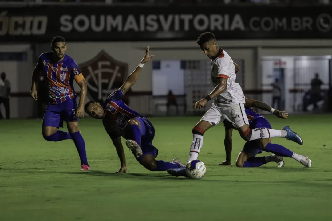 O Leão não teve dificuldades para passar pelo adversário sergipano | Foto: Uendel Galter | Ag. A TARDE