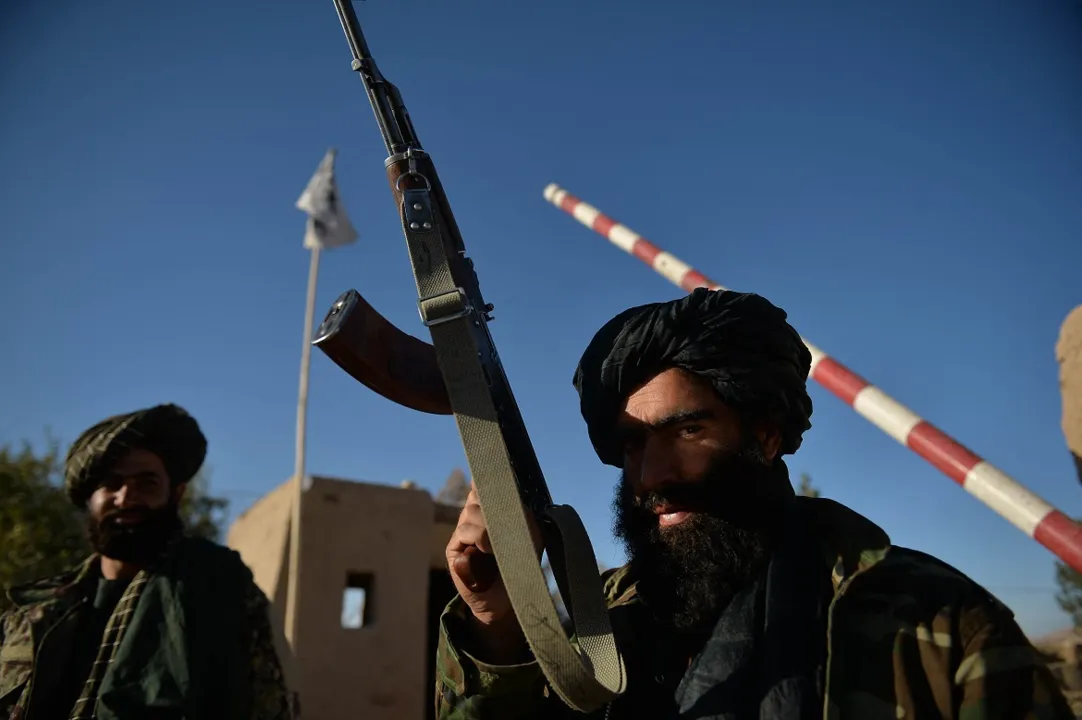 O Talibã, que tem seu próprio histórico de perseguição aos xiitas, voltou ao poder no Afeganistão em 15 de agosto | Foto: Hoshang Hashimi | AFP