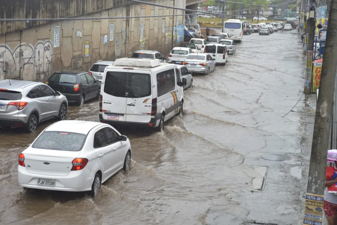 Salvador é castigada pela chuva nesta quinta-feira | Foto: Shirley Stolze | Ag. A TARDE