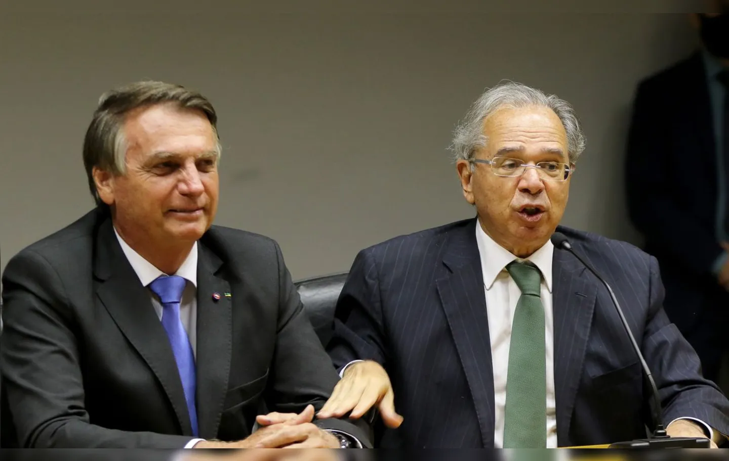 O presidente Jair Bolsonaro em entrevista junto com o ministro Paulo Guedes | Foto: Wilson Dias / Agência Brasil