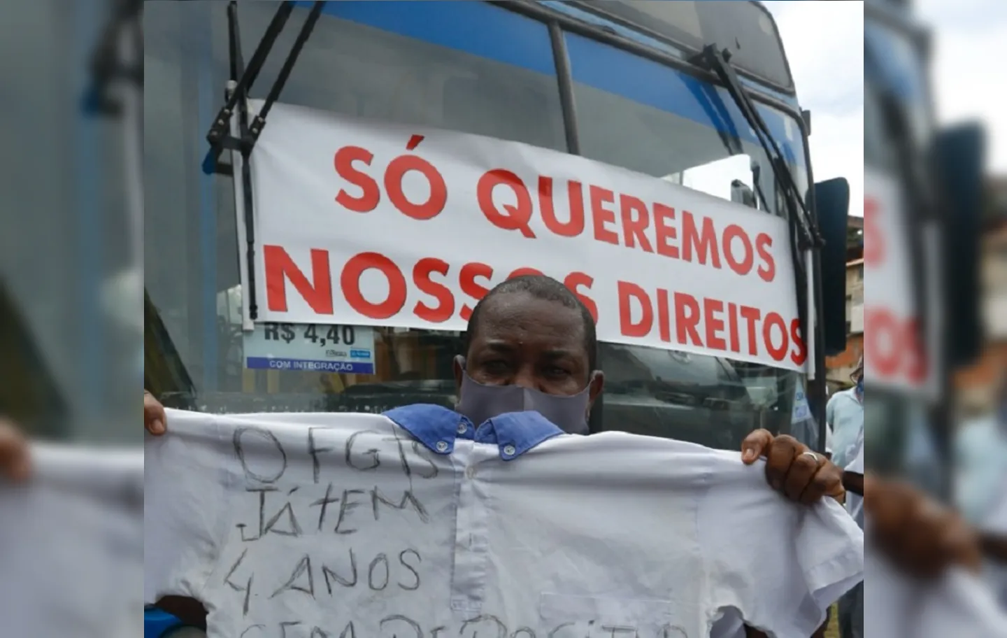 A manifestação, que começou por volta das 10h, na Estação da Lapa e seguiu até a Praça Municipal | Foto: Rafael Martins | Ag. A TARDE