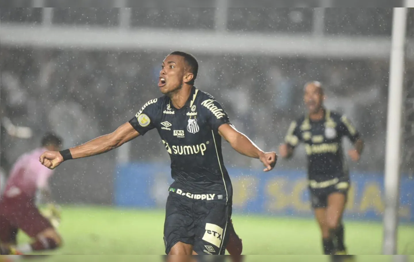 Ex-Bahia, o lateral Madson abriu o placar para o Peixe na Vila | Foto: Ivan Storti | Santos FC