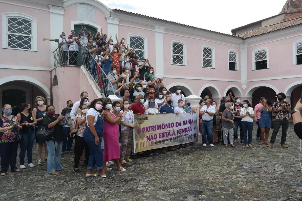 O movimento reuniu cerca de 300 pessoas | Foto: Divulgação