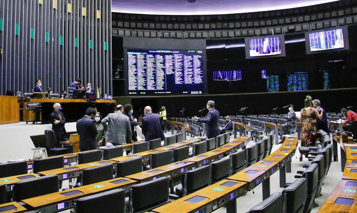 Pelas novas regras, emendas de relator ficarão limitadas a R$ 16,2 bi | Foto: Marina Ramos | Câmara dos Deputados