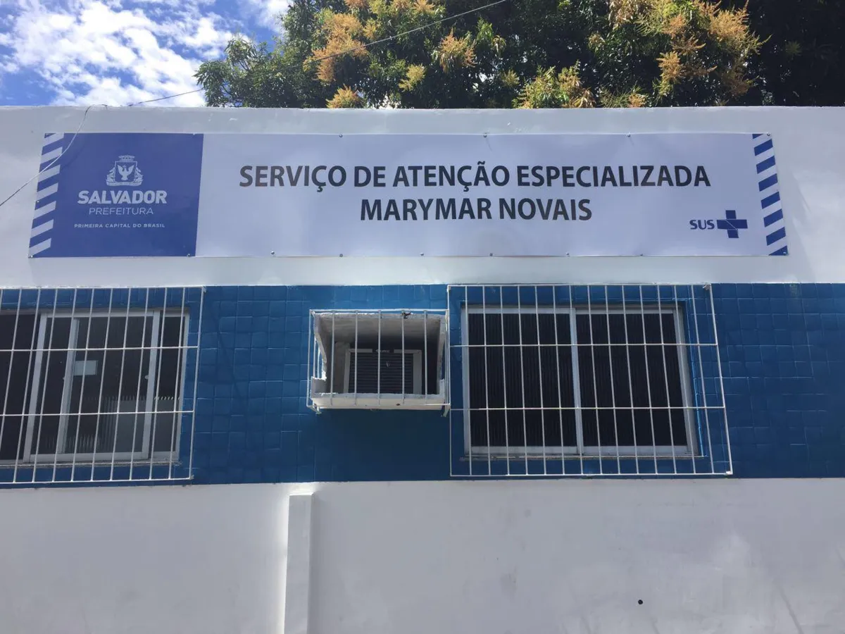 O SAE Marymar Novais fica localizado no bairro Dendezeiros e é referência para tratamento de HTLV e HIV/AIDS. Esta é uma das três unidades em Salvador com defasagem de infectologistas |Foto: SAE Marymar Novais