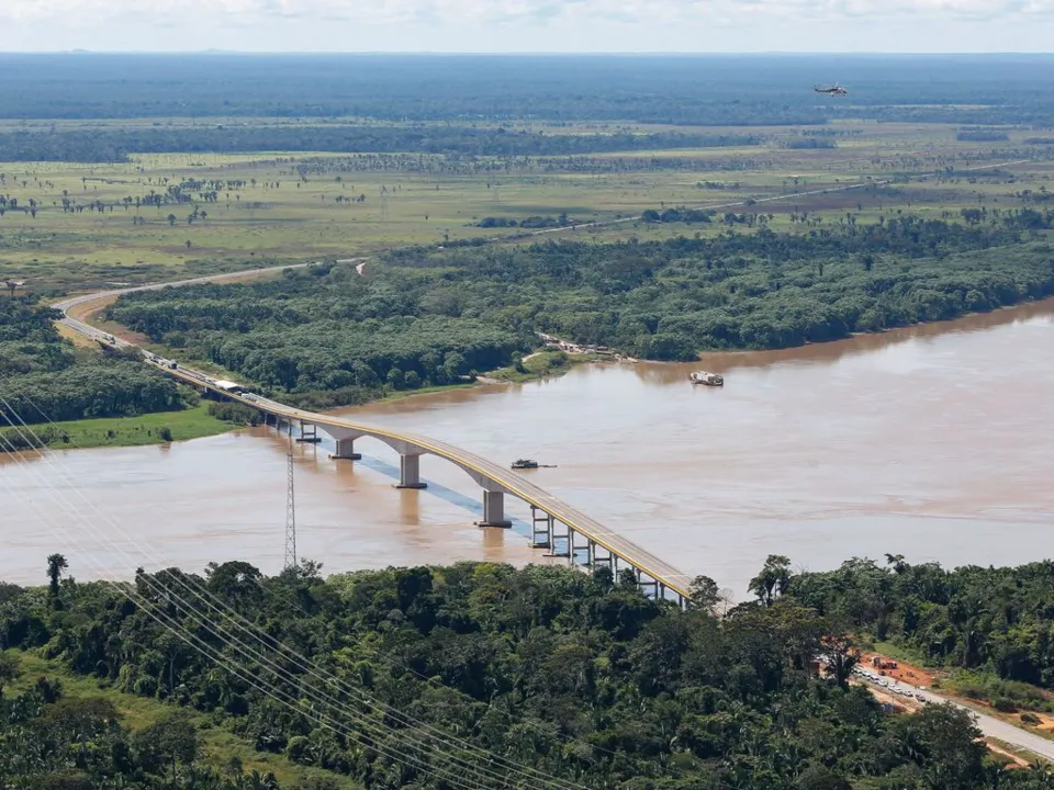 Na gravação, eles relembram casos de incêndios provocados por eles nas sedes do Ibama I Foto: Anderson Riedel I PR