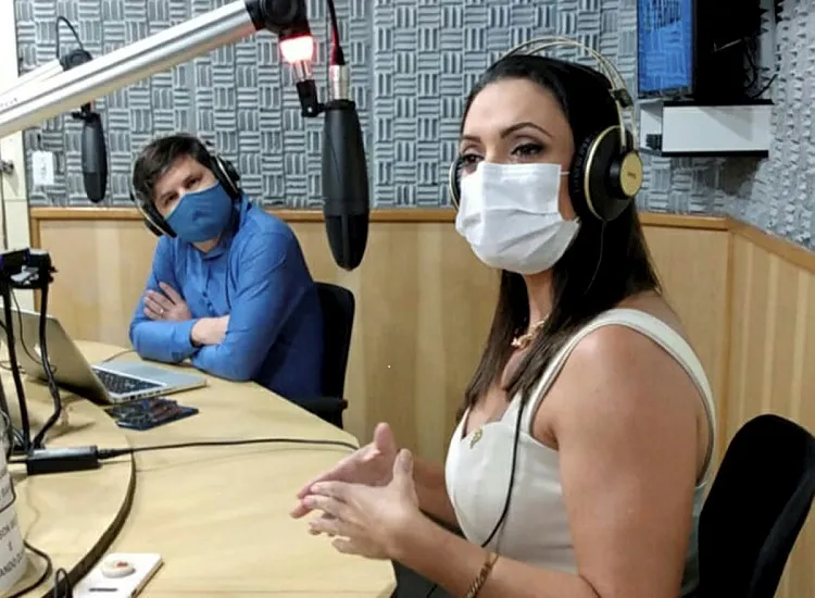 Michele Gramacho é a diretora da Rede Alba de Comunicação