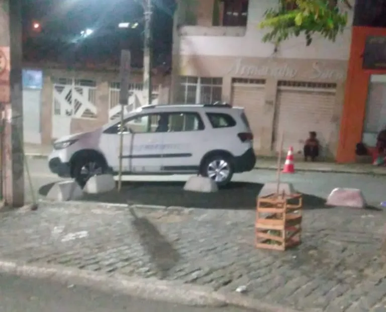 Taxista foi atingido de raspão e encaminhado para um hospital da cidade | Reprodução | Portal jequié