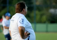 Guto Ferreira comanda coletivo e foca em jogadas de bola parada