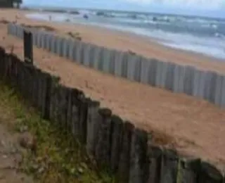 Justiça suspende construção de "quebra-mar" por condomínio de luxo em Busca Vida