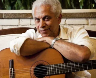 Paulinho da Viola ganha Grammy Latino em cerimônia dedicada a Marília Mendonça