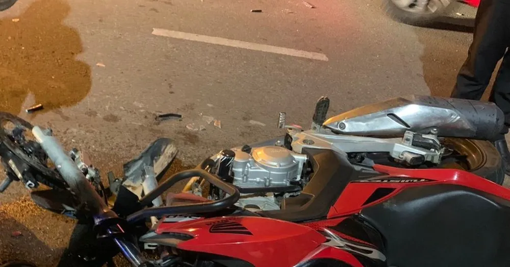 A colisão entre as duas motocicletas teria ocorrido por volta das 18h15 | Foto: Reprodução | Redes Sociais