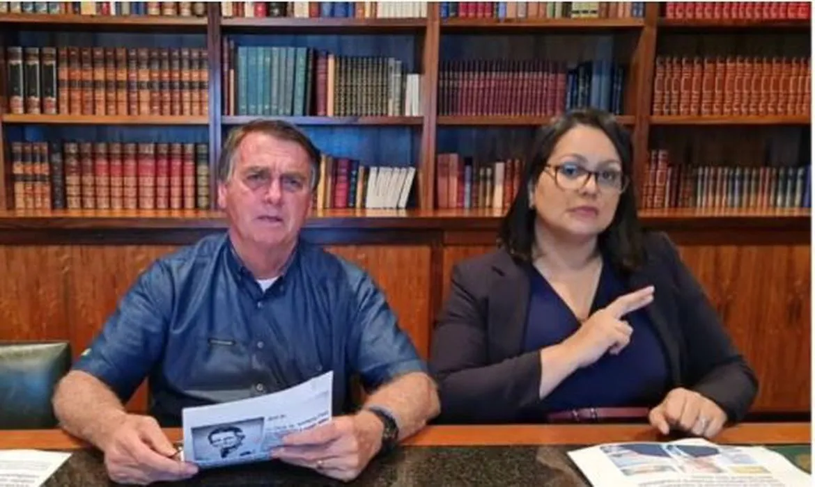 Jair Bolsonaro que divulgou fake news associando a vacinação contra Covid a Aids | Foto: Reprodução