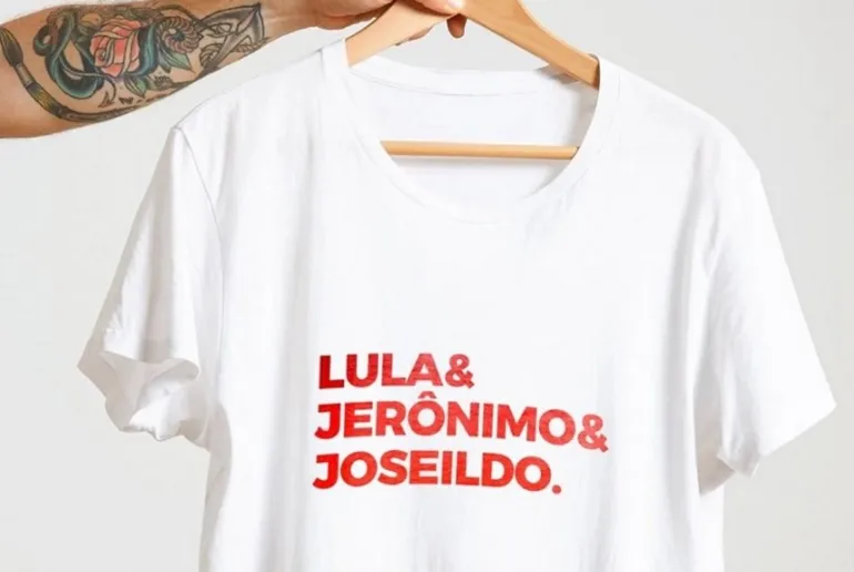 Parlamentar exibiu camisa do "time de Lula" na Bahia