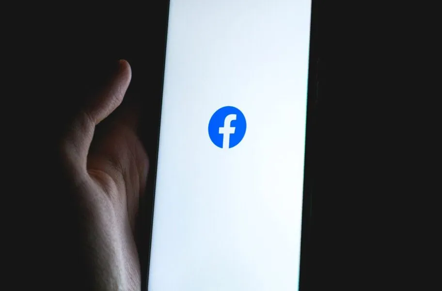 Um total de 12 contas concentra o maior volume de interações nas postagens no Facebook sobre fraude nas urnas e voto impresso