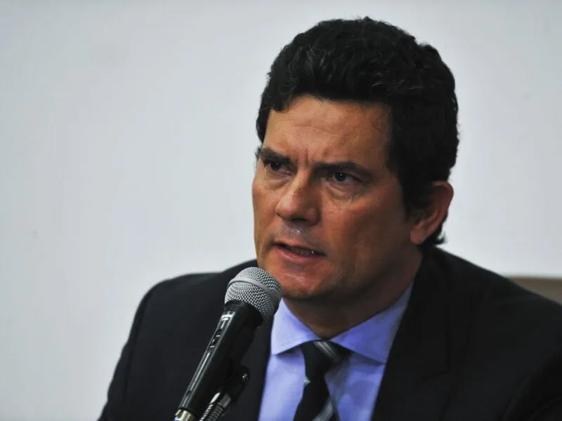 A empresa que contratou Moro após o ex-juiz deixar o Ministério da Justiça em 2020, recebeu ao menos R$ 65,1 milhões de empresas envolvidas na operação Lava Jato