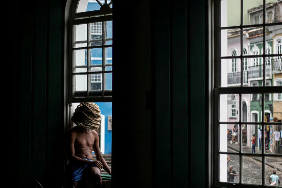 O personagem ‘invisível’ conduz a trama do documentário