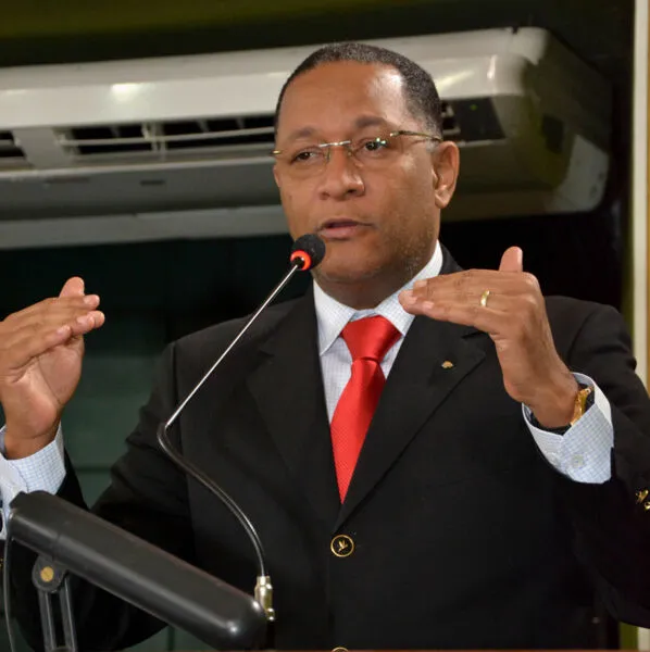 Joceval destaca a necessidade de descentralizar a máquina pública estadual