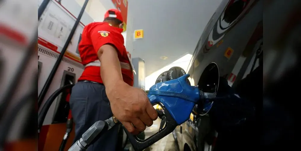 Gasolina A teve aumento de R$ 0,6226 e o ICMS aumentou R$ 0,2921