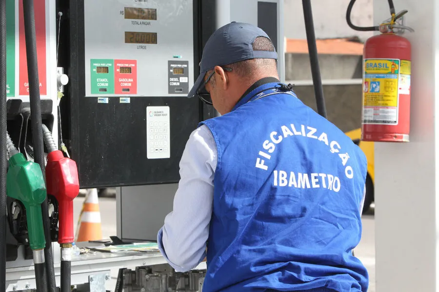 Operação Posto Legal fiscaliza estabelecimentos em Salvador e Região Metropolitana