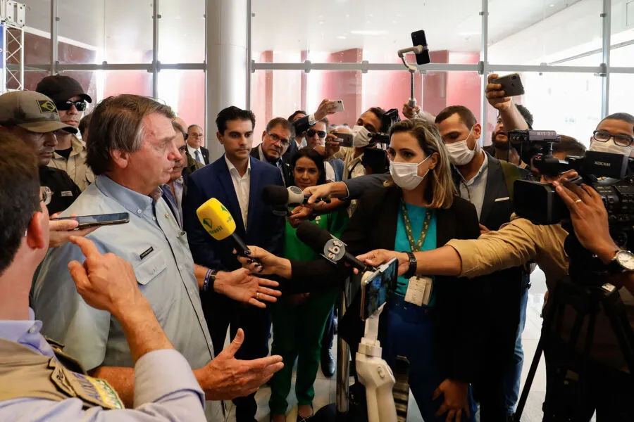 Bolsonaro durante coletiva no Senai Cimatec