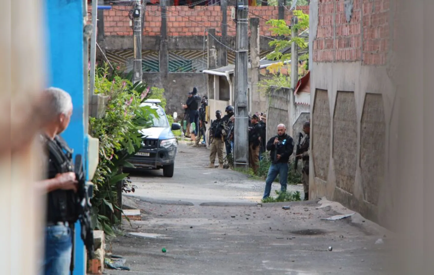 Imagem ilustrativa da imagem Dois morrem e quatro são presos em operação policial em Salvador