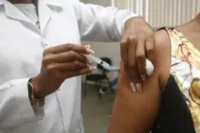 Imagem ilustrativa da imagem Vacinação contra gripe segue nesta sexta-feira em Salvador