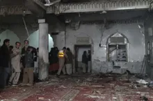Imagem ilustrativa da imagem Atentado contra mesquita no Paquistão deixa 56 mortos