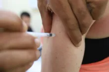 Imagem ilustrativa da imagem Salvador suspende vacinação contra a Covid-19 e a gripe
