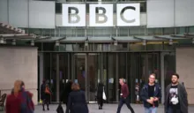 Imagem ilustrativa da imagem BBC suspende serviço de jornalismo na Rússia