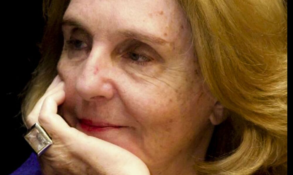 Escritora enfrentava um melanoma, tipo de câncer de pele