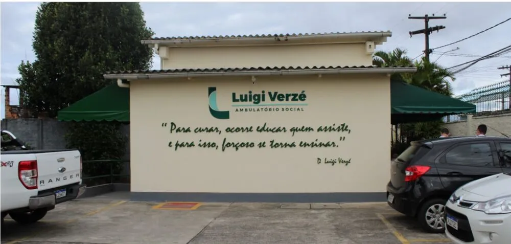 Ambulatório social Dom Luigi Verzé, localizado no bairro de Pau da Lima, em Salvador
