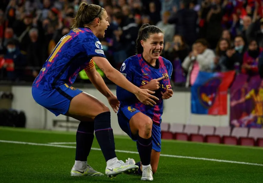 Futebol feminino bate recorde de público em jogo Barcelona x Real