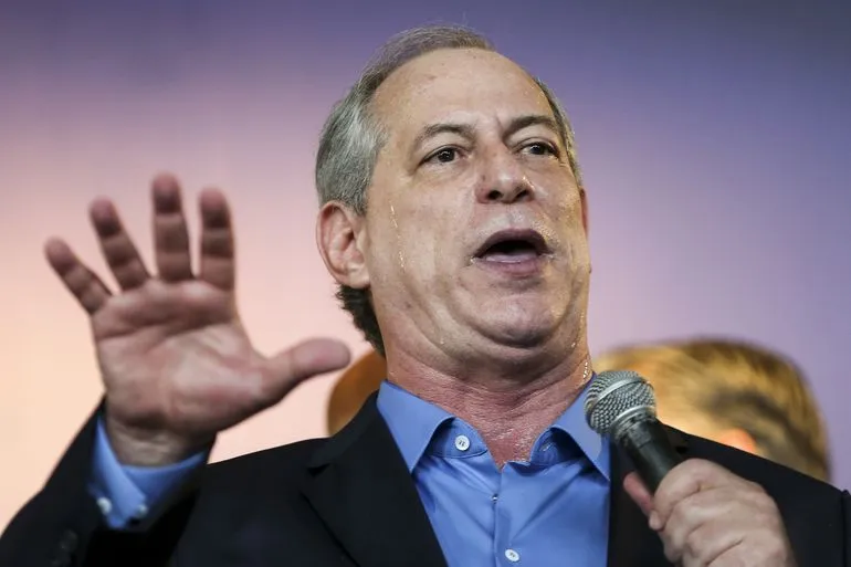 Ciro Gomes xinga dono do Coco Bambu Bolsonaristas reagem A TARDE