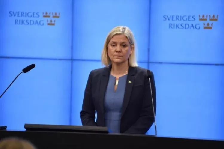 Primeira-ministra Magdalena Andersson e autoridades se reúnem neste domingo para decidir questão