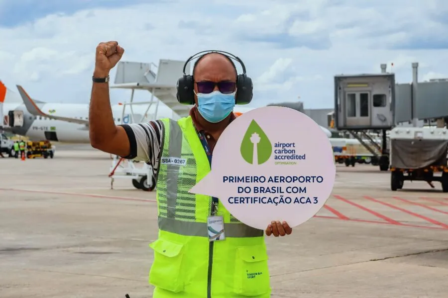 Programa avalia os esforços dos aeroportos para gerenciar e reduzir suas emissões de carbono