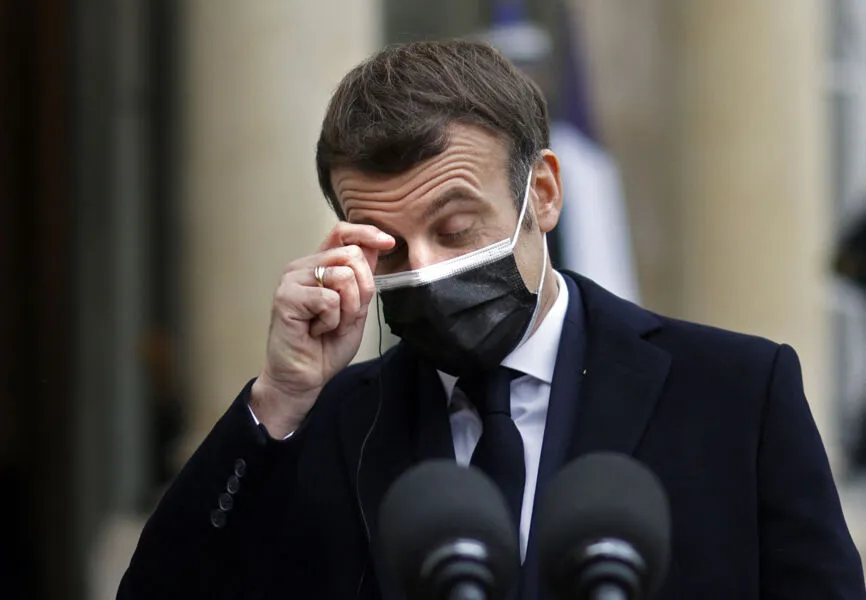 Imagem ilustrativa da imagem França decide se concede a maioria absoluta legislativa a Macron