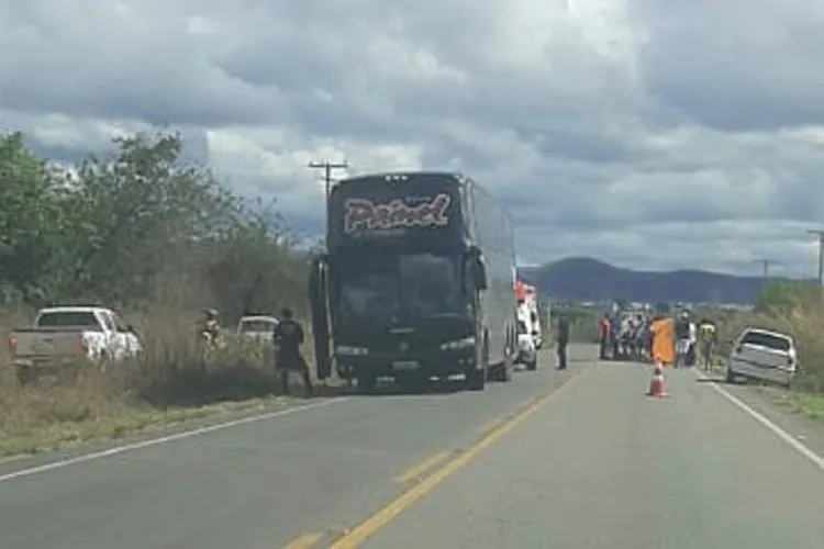 Ônibus do grupo musical voltava de Barra da Estiva, onde tinha feito apresentação