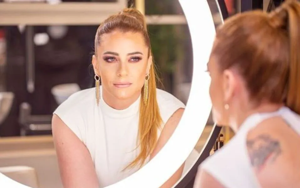 Há dez dias, Ana Pink promoveu uma live com famosos cujos custos foram avaliados em mais de R$ 1 milhão