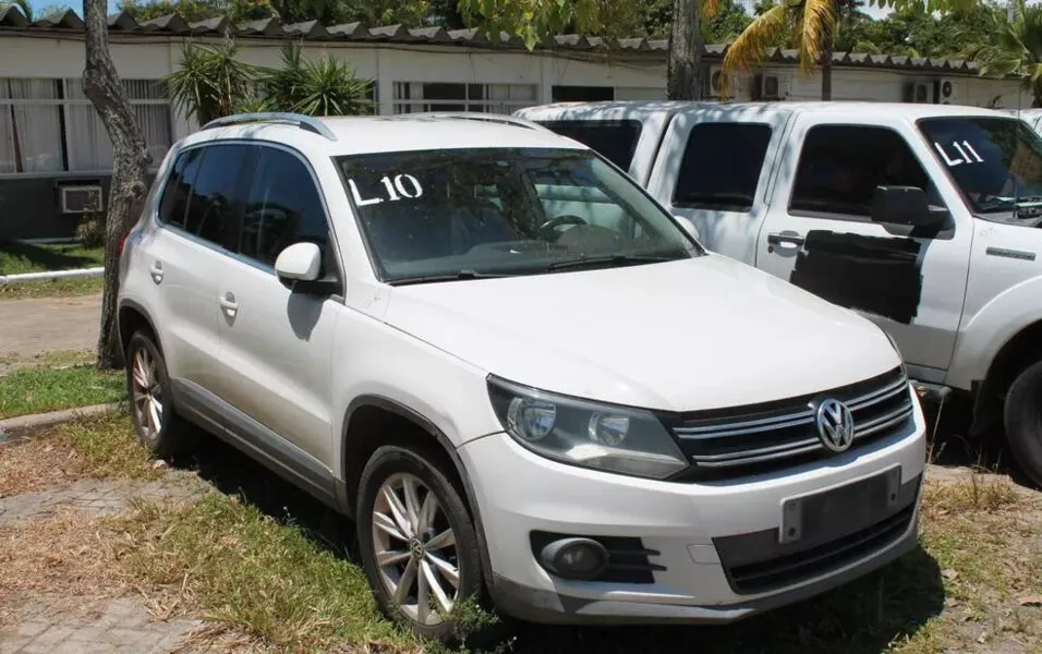 Carros que não estavam mais sendo utilizados foram vendidos