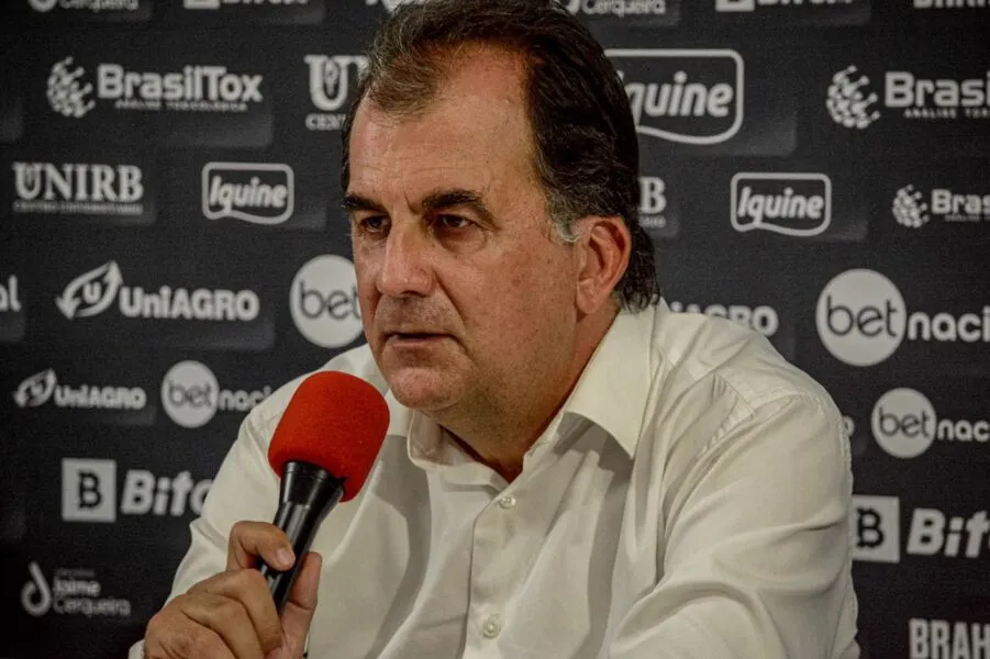 Mota ainda falou sobre novos reforços e revelou pré-contrato com Miller e Dionísio