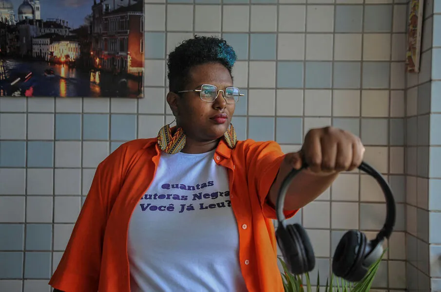 : Adriele Regine já divulgou mais de 500 autoras na editora Lendo Mulheres Negras